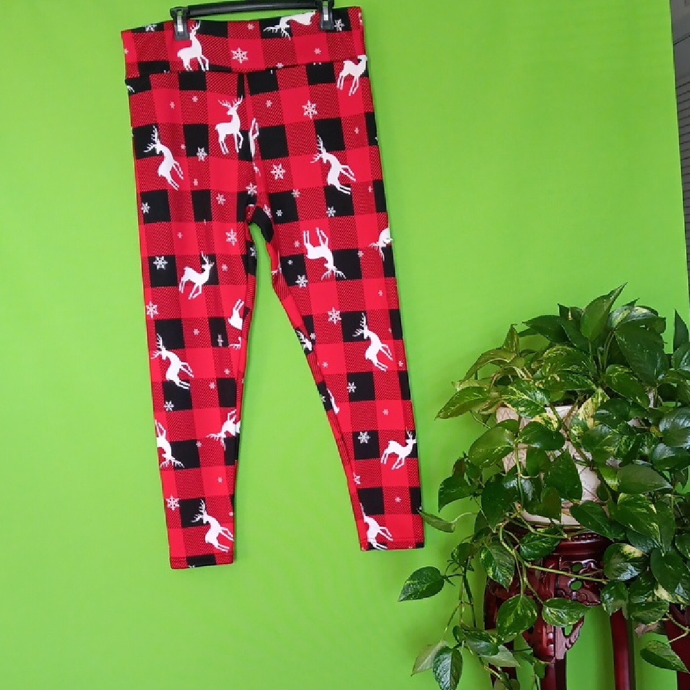 NOBO Red and Black Plaid Leggings with White Accents, Sz. XXL, 5/$50